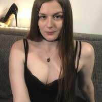 Arellasnow's Offline XXX Chat
