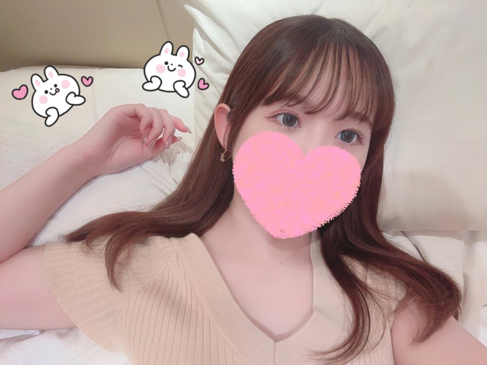 Live sex webcam photo for cocomi_553 #290567114