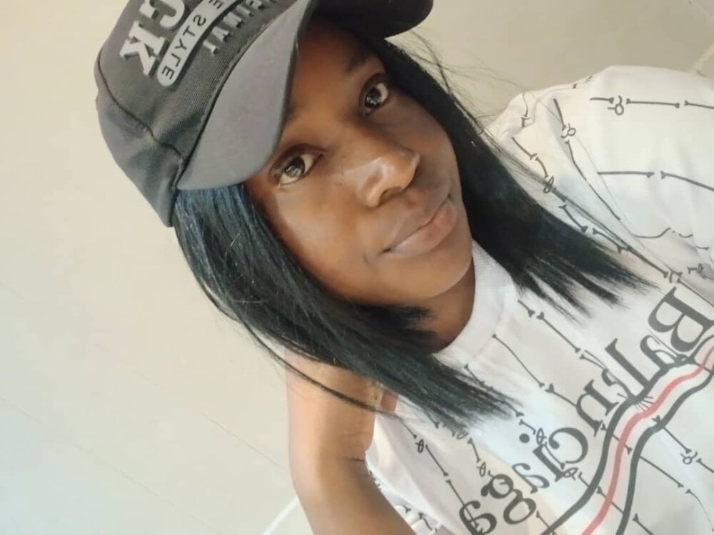 free6cams.com fifijay7475 livesex profile in i-come-from-heaven-but-i-moved-to-hell cams