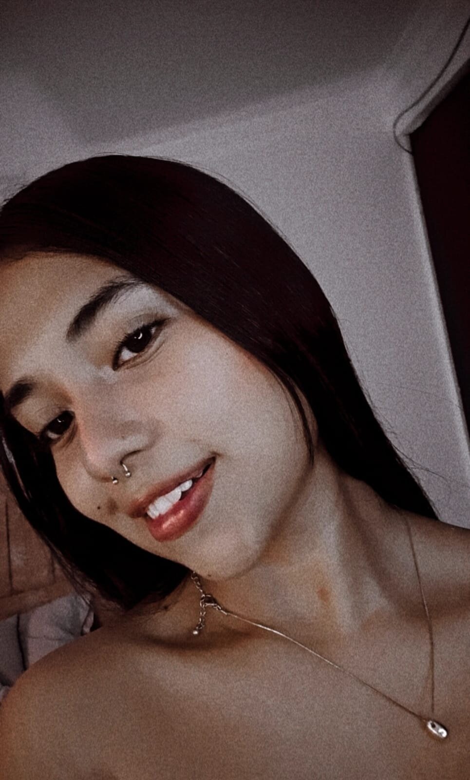 soy_aly_moon