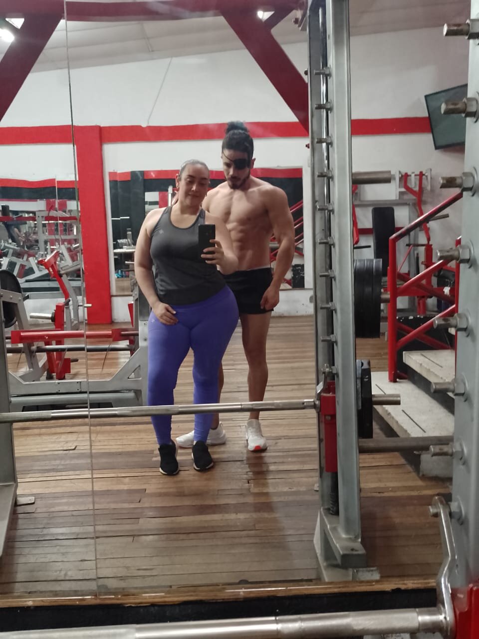 samantha_Ronnie_fit