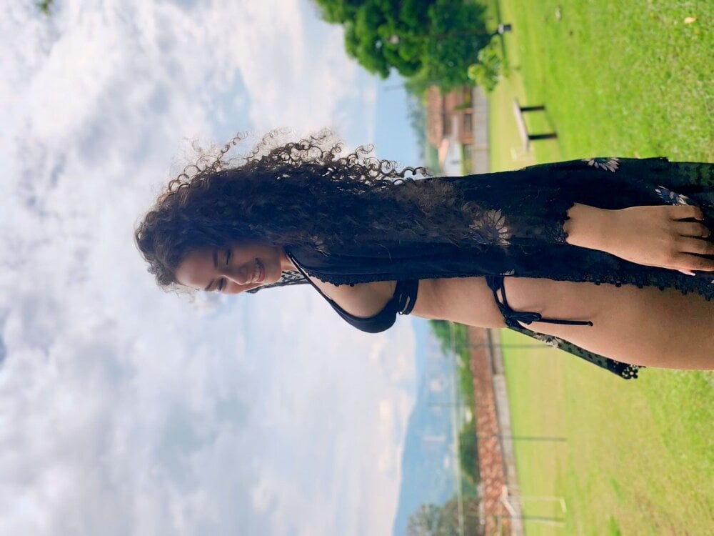larissa_rivera