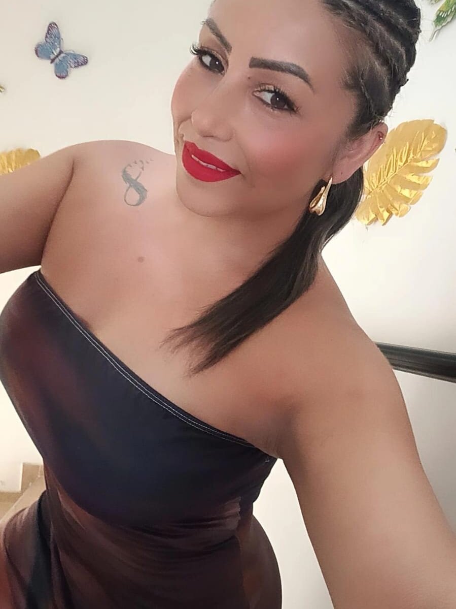 maynor_1998 Chat XXX Ngoại tuyến