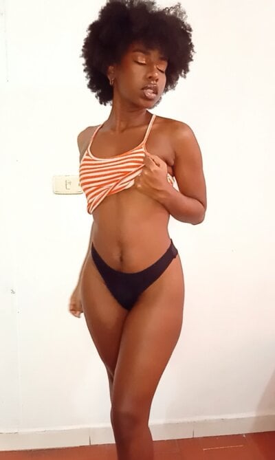 garnetgema from stripchat