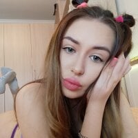 brunette_in_law's Offline Chat Room