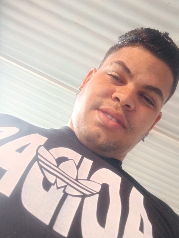 Carlitos24_A's Offline XXX Chat