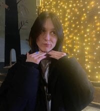 CyberAIice's webcam live show