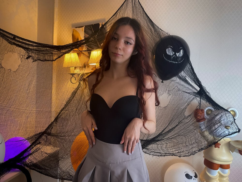 sexlivecamsites.com twin_kies livesex profile in small-tits cams