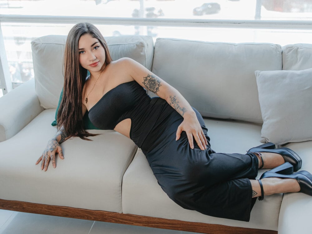 elivecams.com amber_ink_ livesex profile in lesbian cams