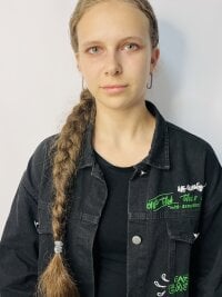 WhitneyDanson's Offline Chat Room
