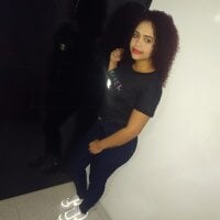 Dina_chick's Offline Chat Room