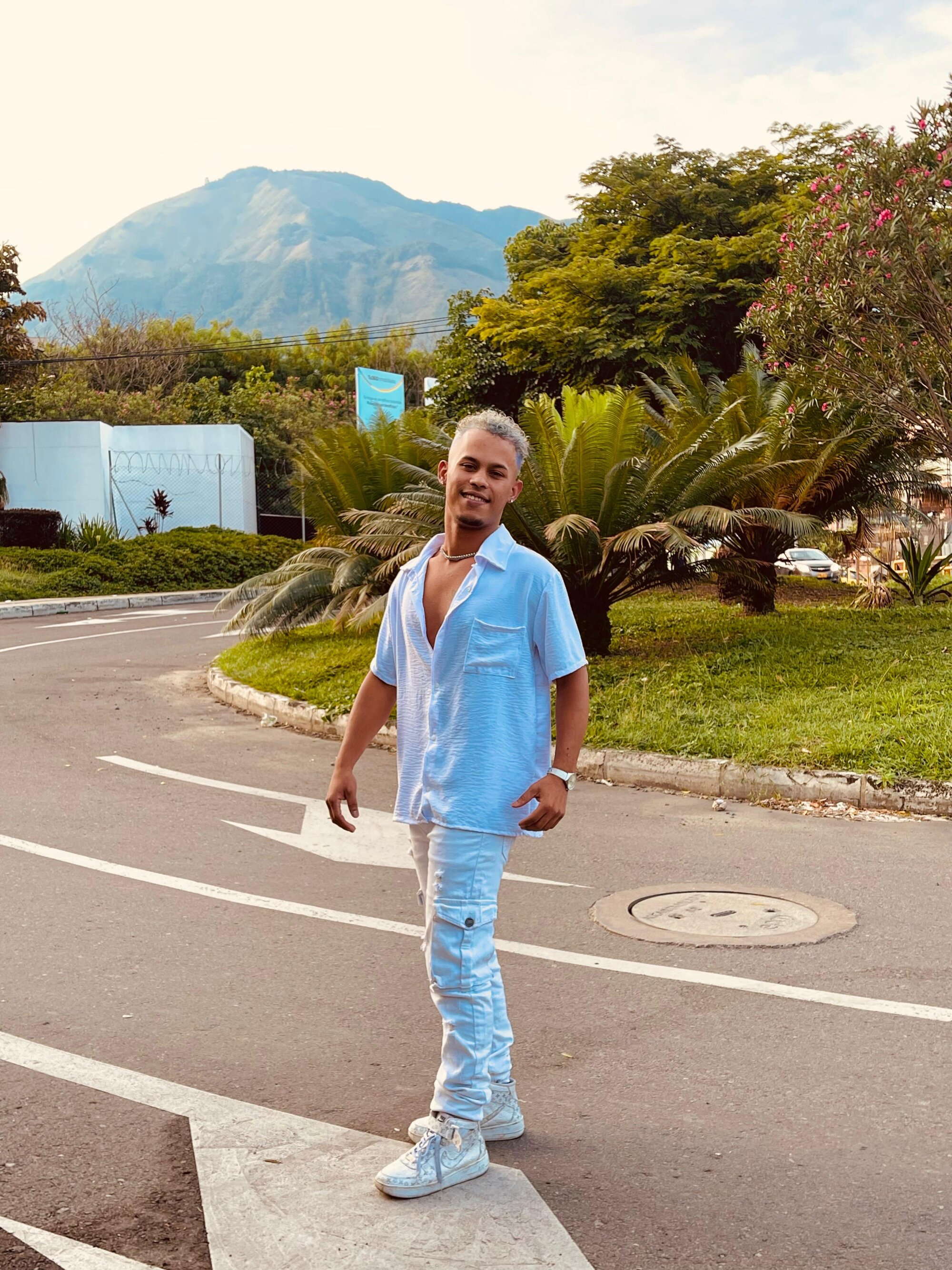 enrique_bigcock2