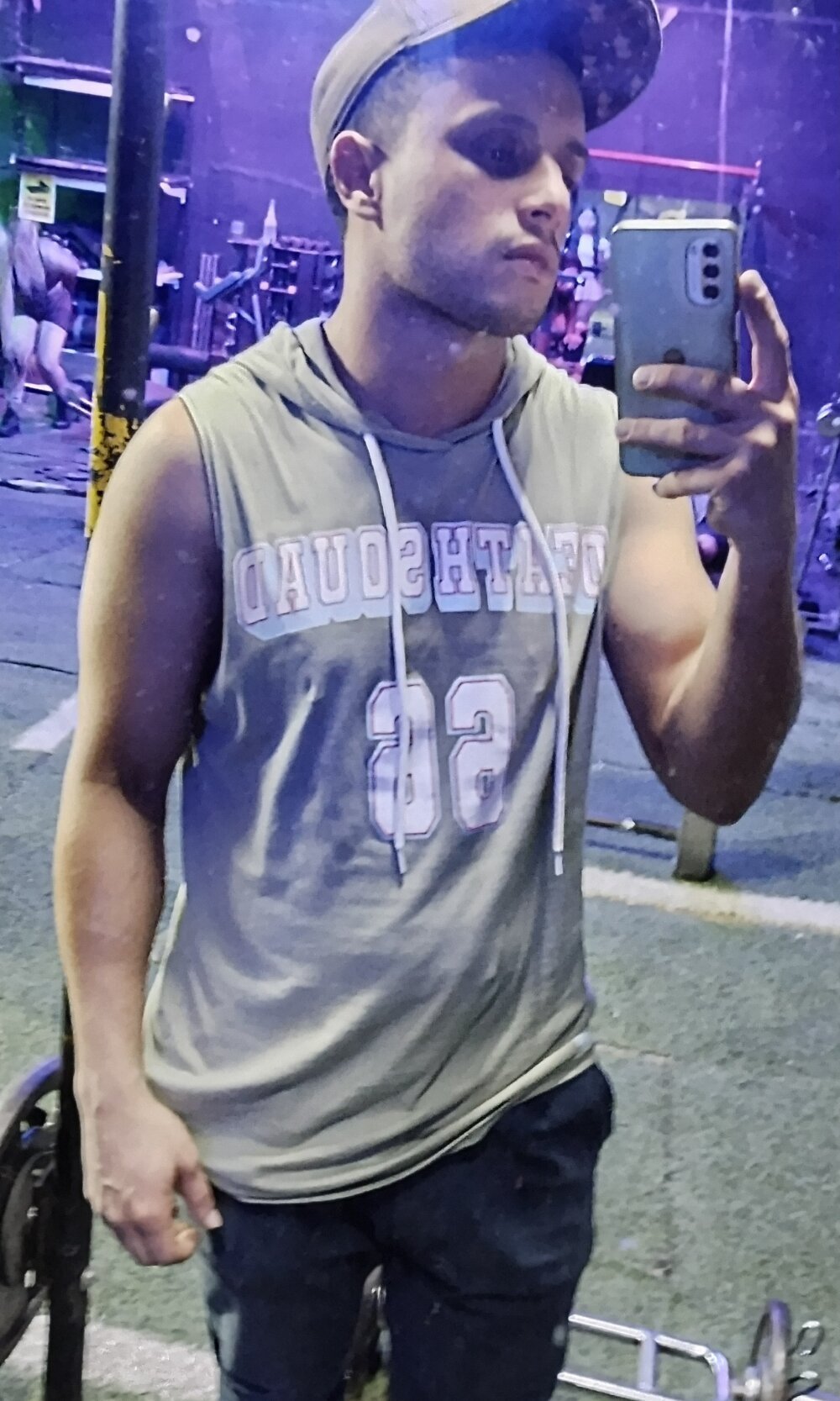 victorHOTxxx profile