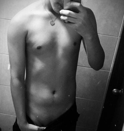 Leonis_xx2 - Stripchat Boy 