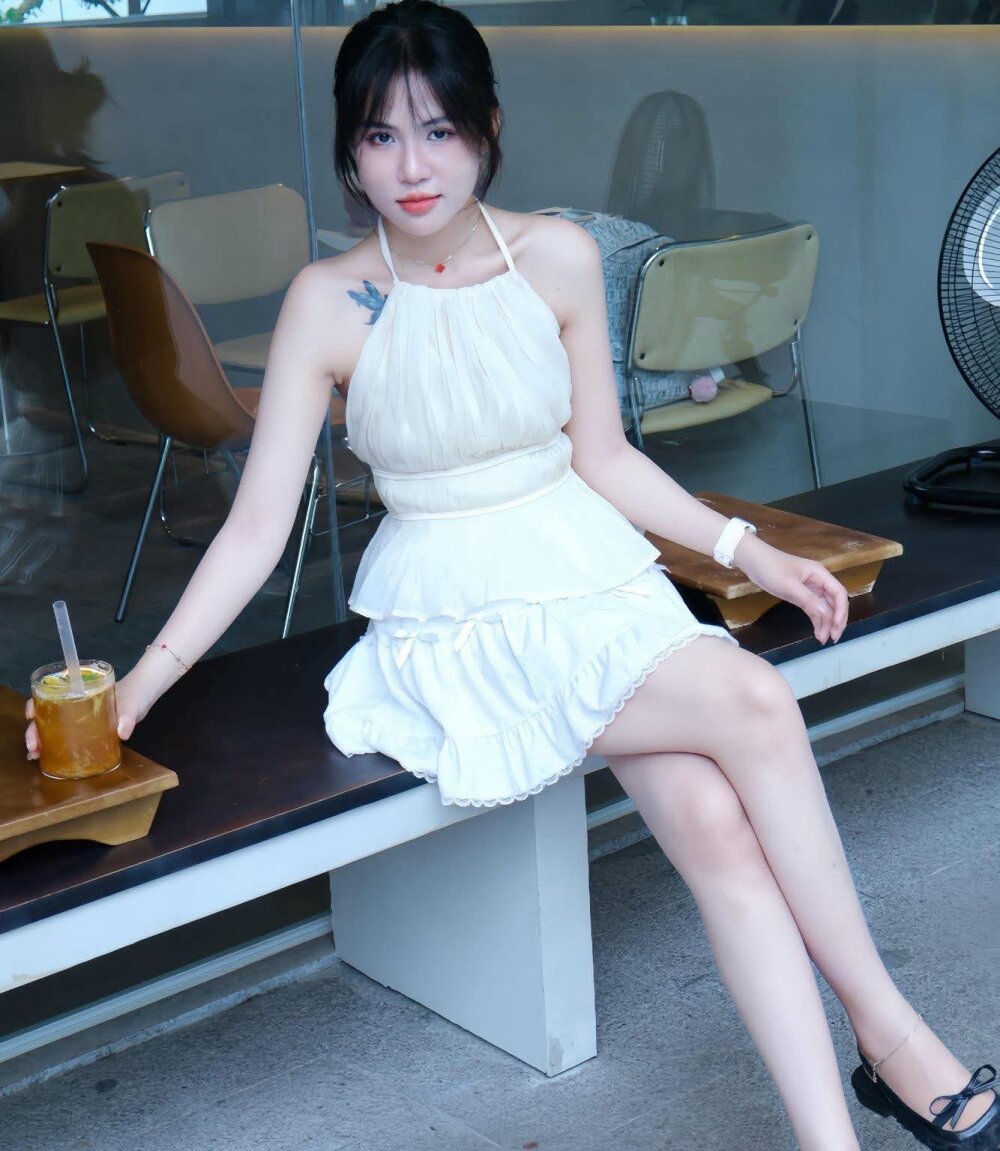 watchgirlcam.com mei_mai livesex profile in english cams