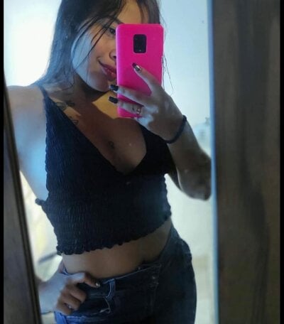 Abril_Nash Female Ahegao Live Webcam Strip