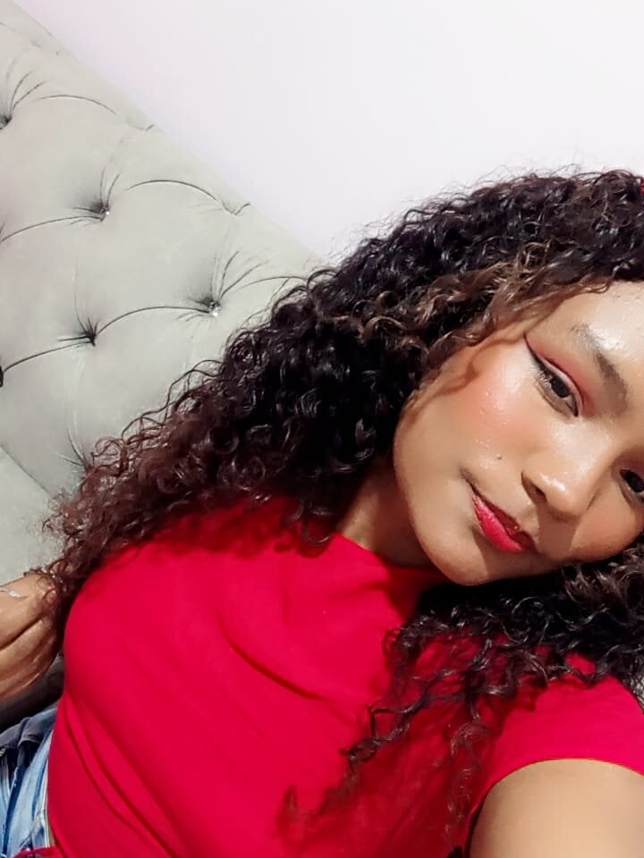 Thaly_Dicarm_v profile