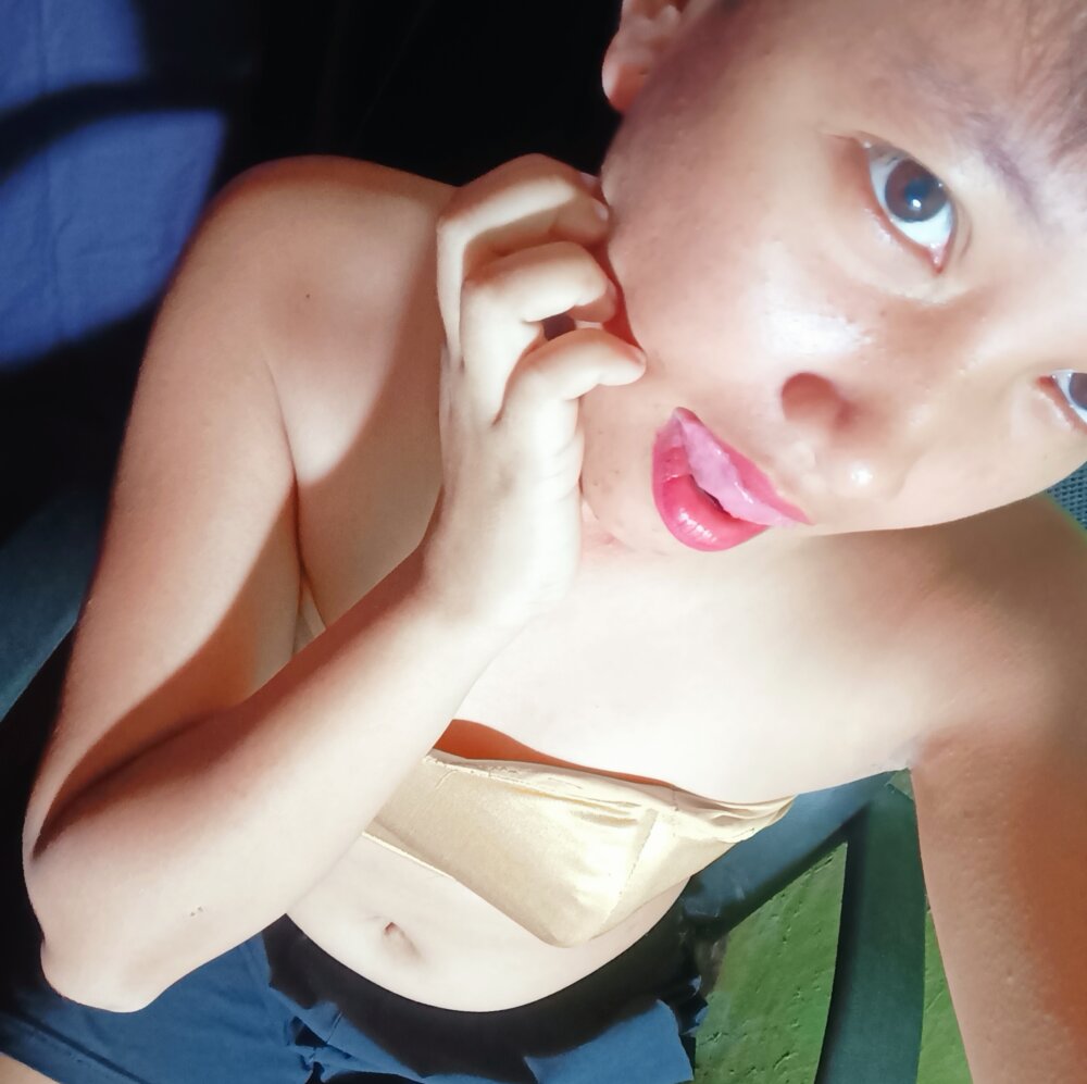 sexy_lesbiana2005 Chat XXX Ngoại tuyến