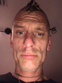 leahcimnikral's webcam live show