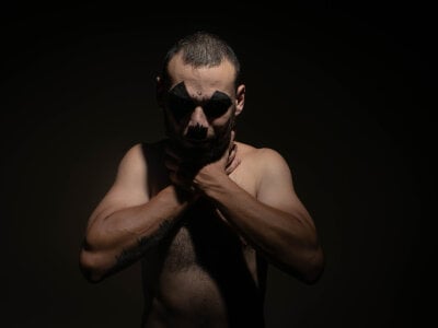 Antony_bigdick_ Couple Bigballs Online Webcam Sex