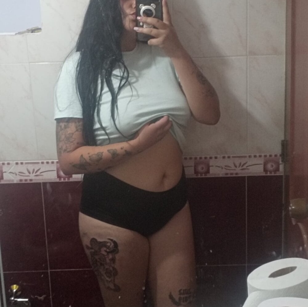 Live sex webcam photo for Weawer_hot #289892708