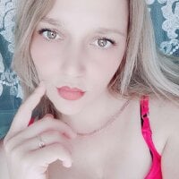 Nicky_Florence's Offline Chat Room