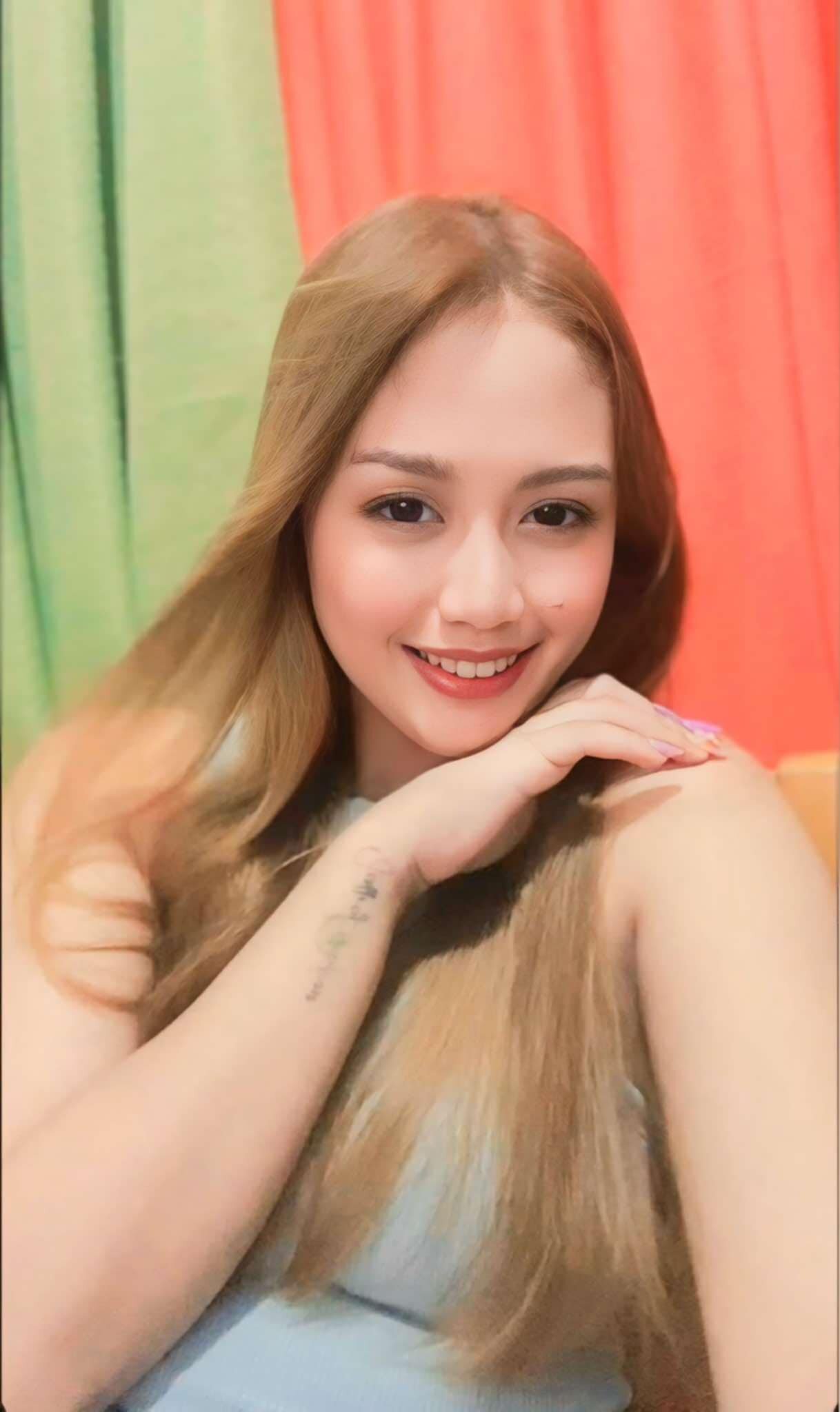 Hot__Misty18