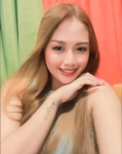 Hot__Misty18