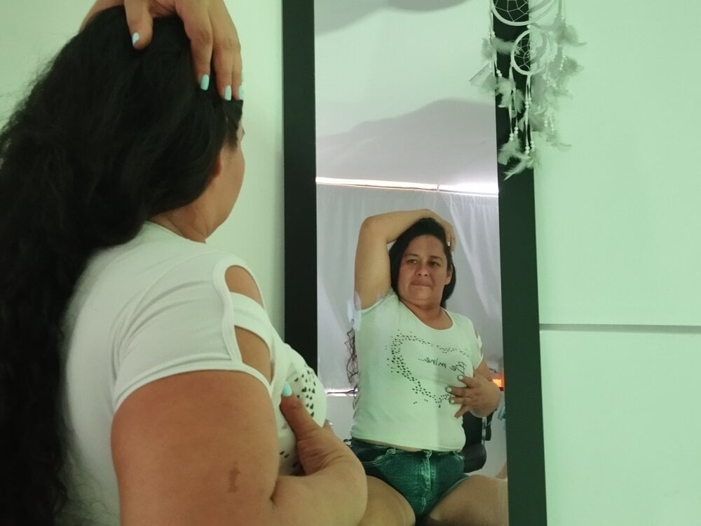 AlisiaBaez profile