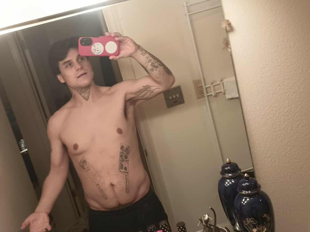 panda691992's Offline XXX Chat