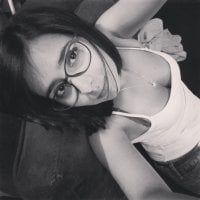 lola_latina's Offline Chat Room