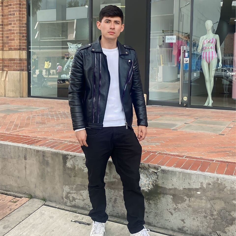 water_y_fire's Offline XXX Chat