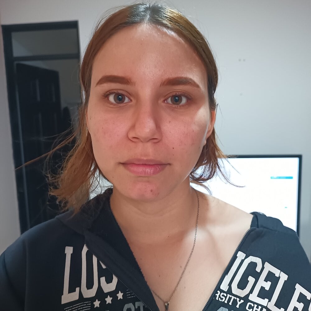 lishainparis18's Offline Chat Room