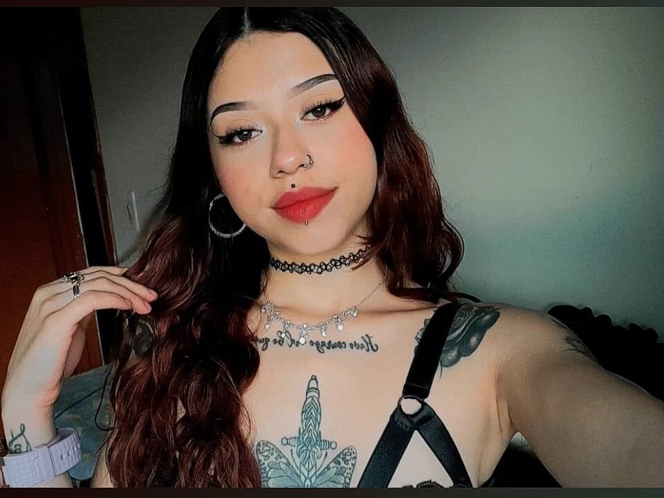Laflaca_Mia_ live cam model at StripChat