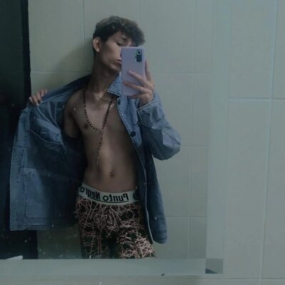 wolong_dicks from stripchat