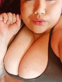 Susy_BBW1 offline chatrum