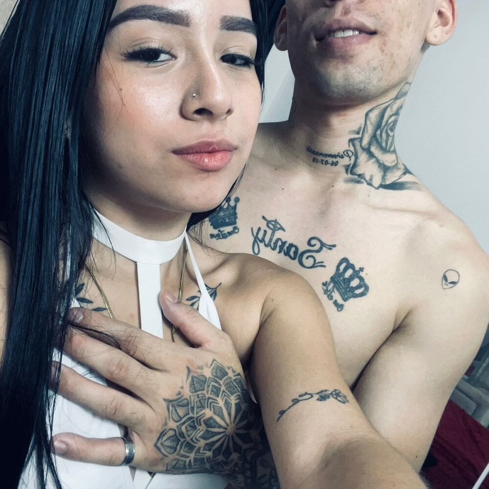 alessia_and_dereck from stripchat