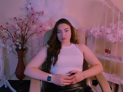 MegganHollist - Stripchat Teen Cam2cam Eroticdance Girl 