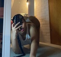 nastyyyybabe's Offline Chat Room