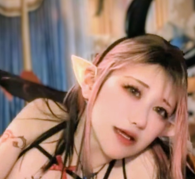 __sayo__ from stripchat