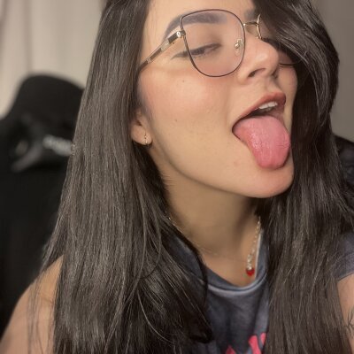Lia_flowers - middle priced privates