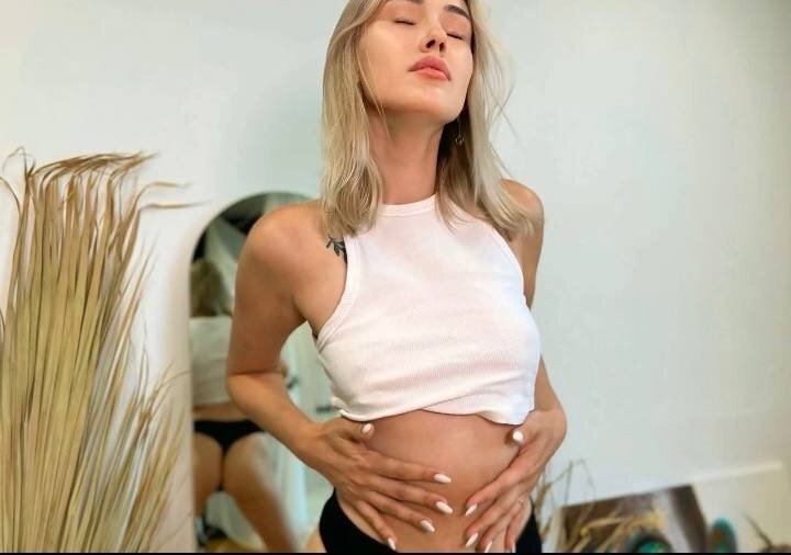 Mia_Bliss