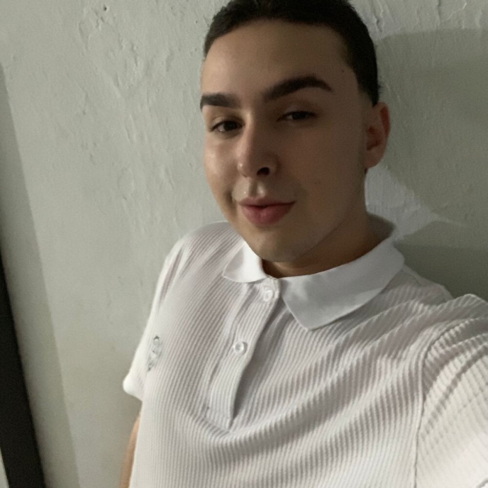 angel_holguin22 profile