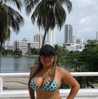 sarita_horny15's Offline Chat Room