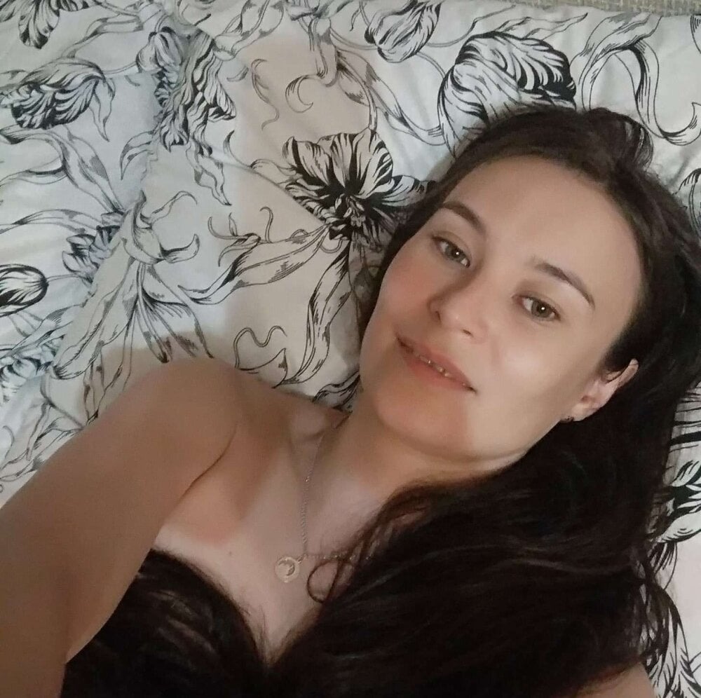 Modèle de Webcam GinaQSoul Show porno gratuit en direct Stripchat amateur 1000x996 image Modèle de Webcam GinaQSoul Show porno gratuit en direct Stripchat image photo