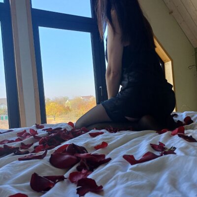 charm_eveline from stripchat