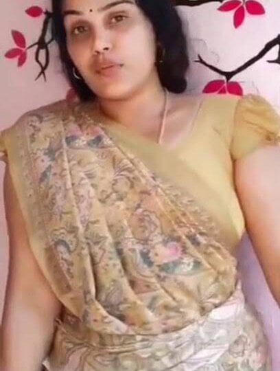 telugu-leka live cam model at StripChat