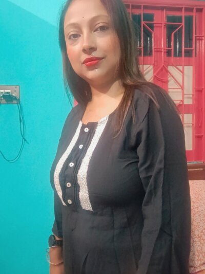 shofia_luthra from stripchat