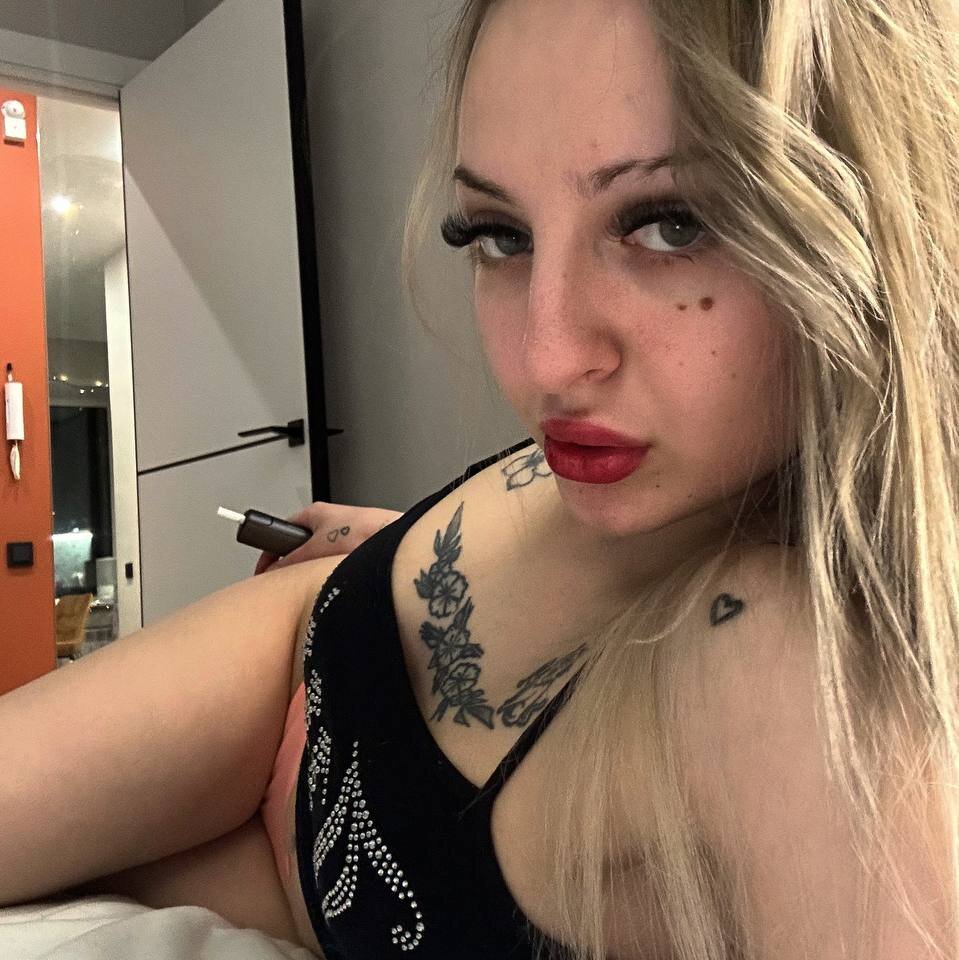 Live sex webcam photo for mia_novakkk #287536083