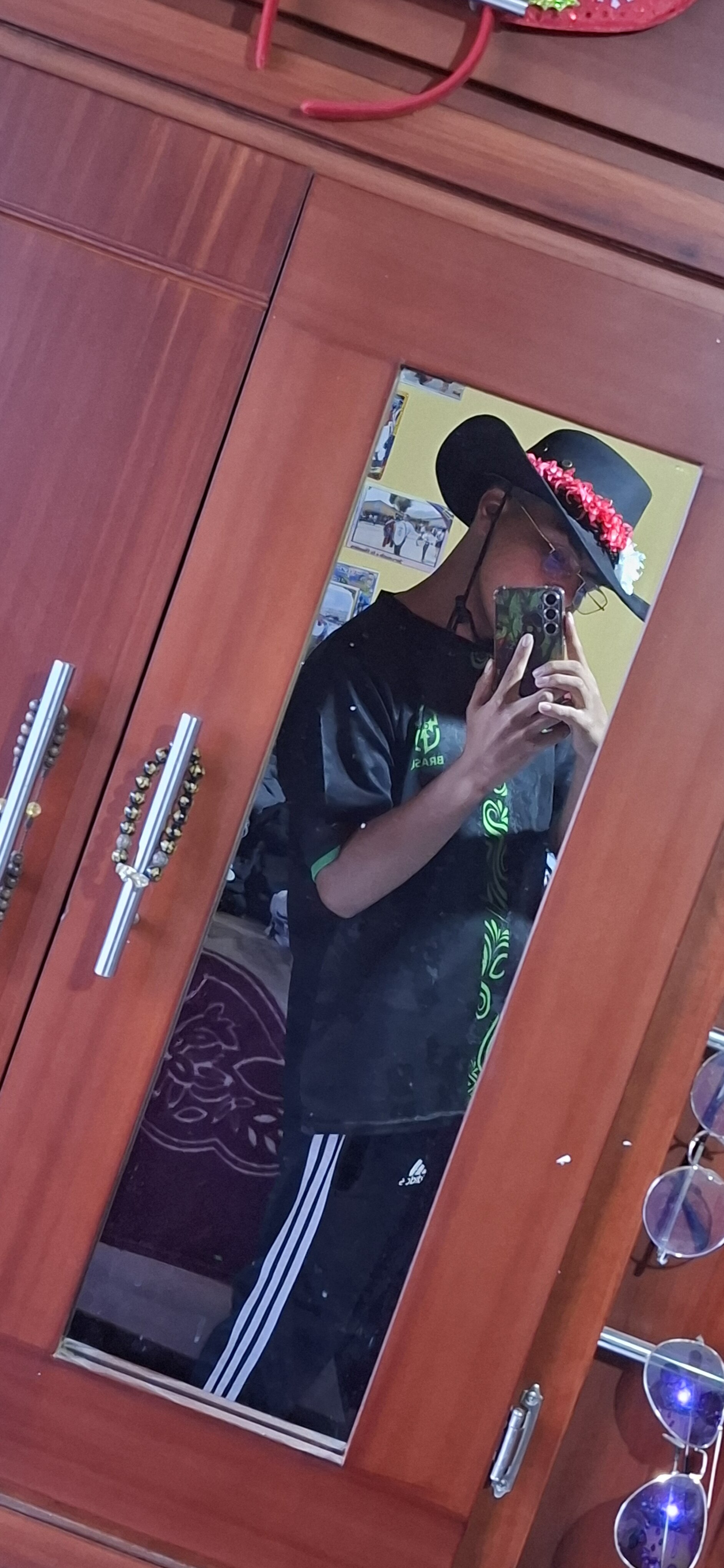 Crisvhhhjo